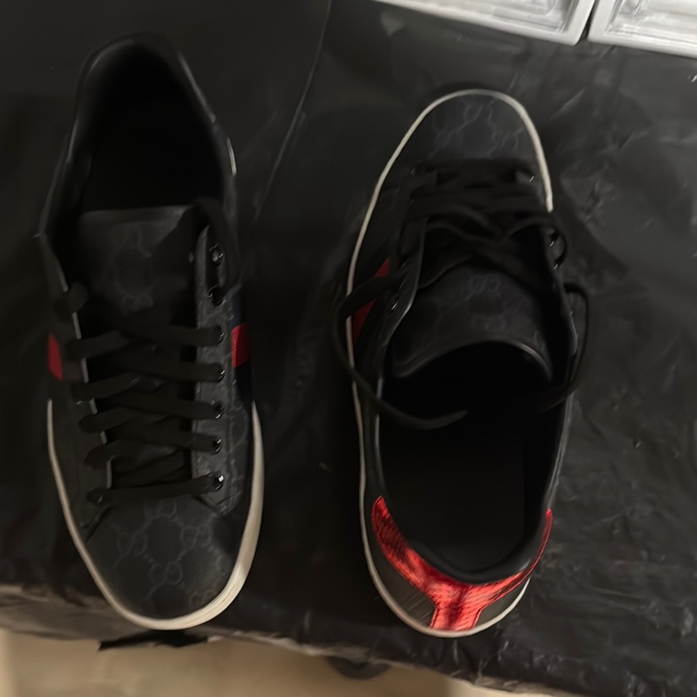 Gucci Black and Red Athletic Shoes